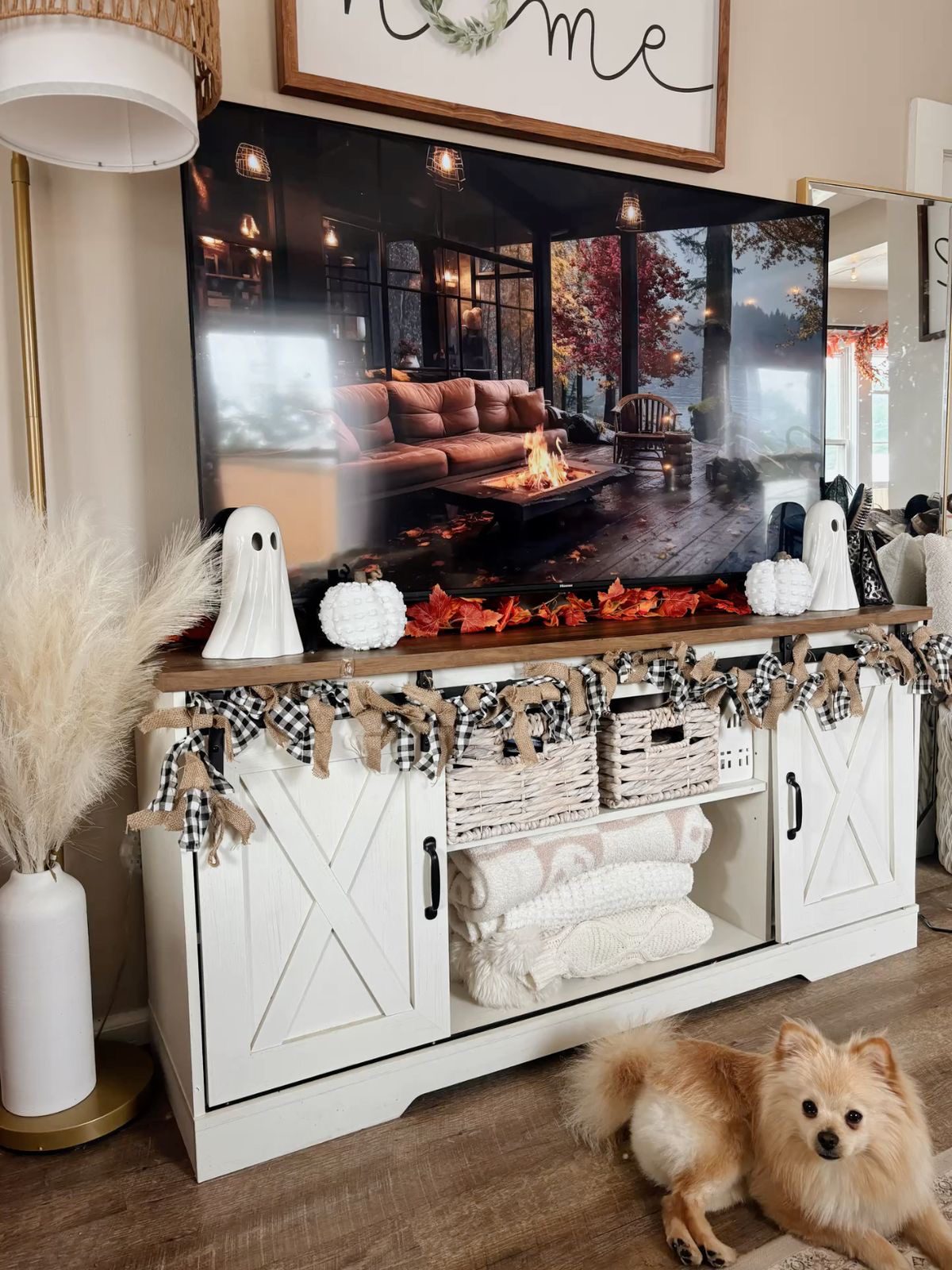 Spooky TV Stand Decor Ideas 11 Spooky TV Stand Decor Ideas