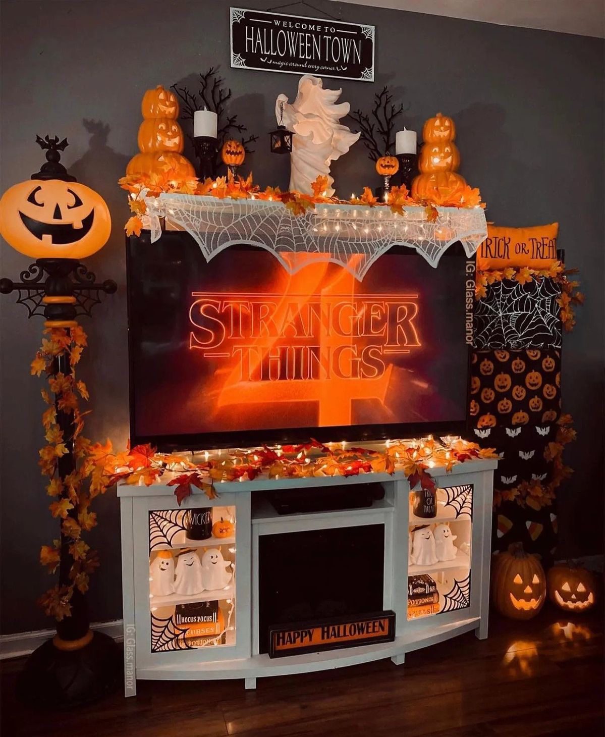 Spooky TV Stand Decor Ideas 9 1 Spooky Decor Ideas