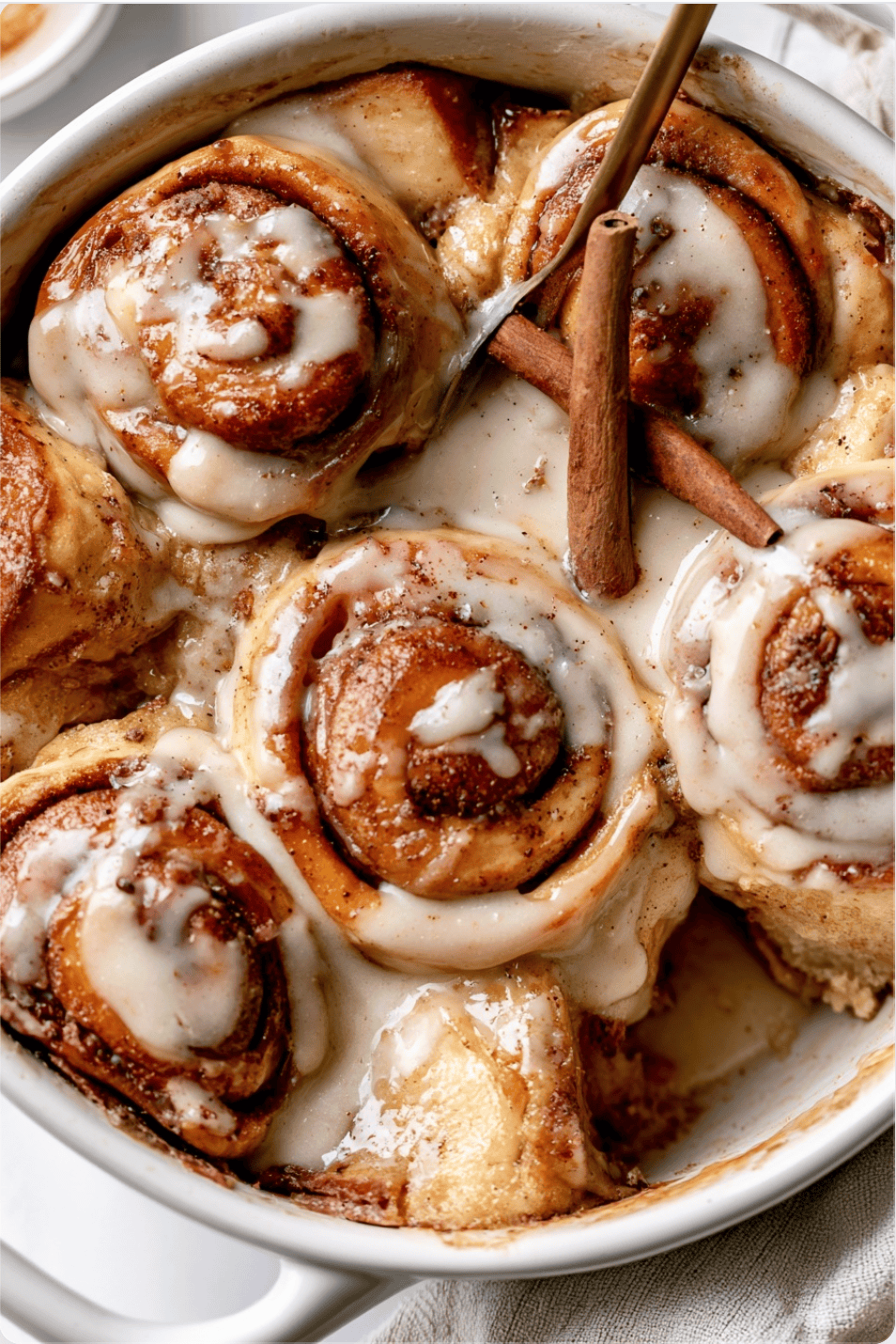 cinnamon roll Bread Pudding1 Cinnamon Roll Bread Pudding