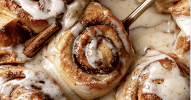 Cinnamon Roll Bread Pudding with Vanilla Glaze