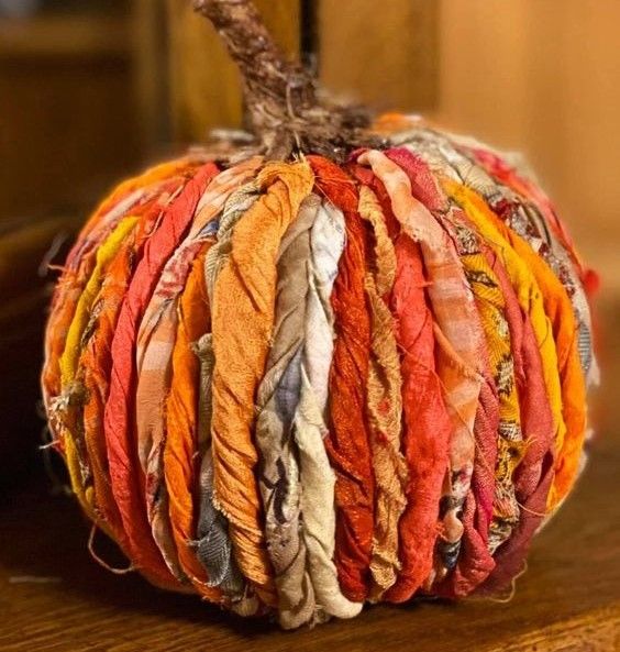 diy pumpkin crafts17 Pumpkin Craft Ideas