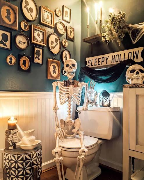 27 Fun and Spooky Bathroom Ideas to Try 83 27 Fun and Spooky Bathroom Ideas to Try images 2 Spooky Bathroom Ideas