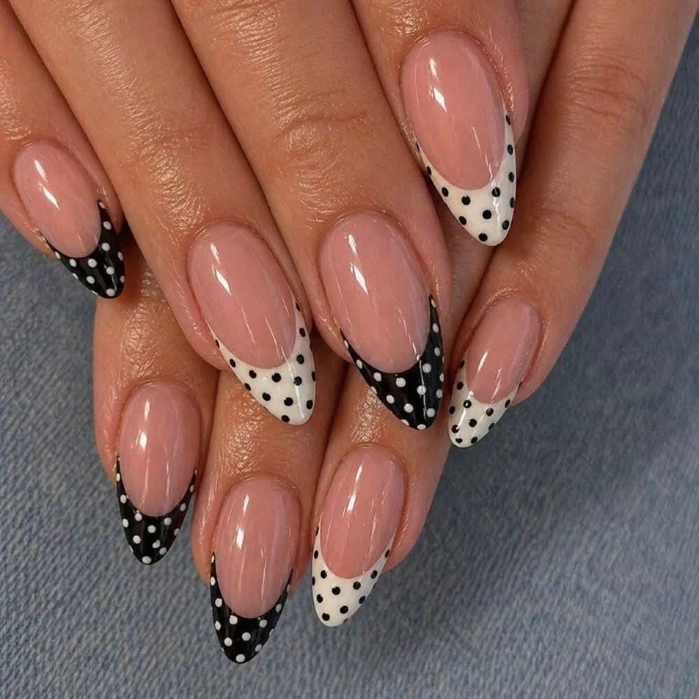 polka dot nails12 Polka Dot Nail Ideas