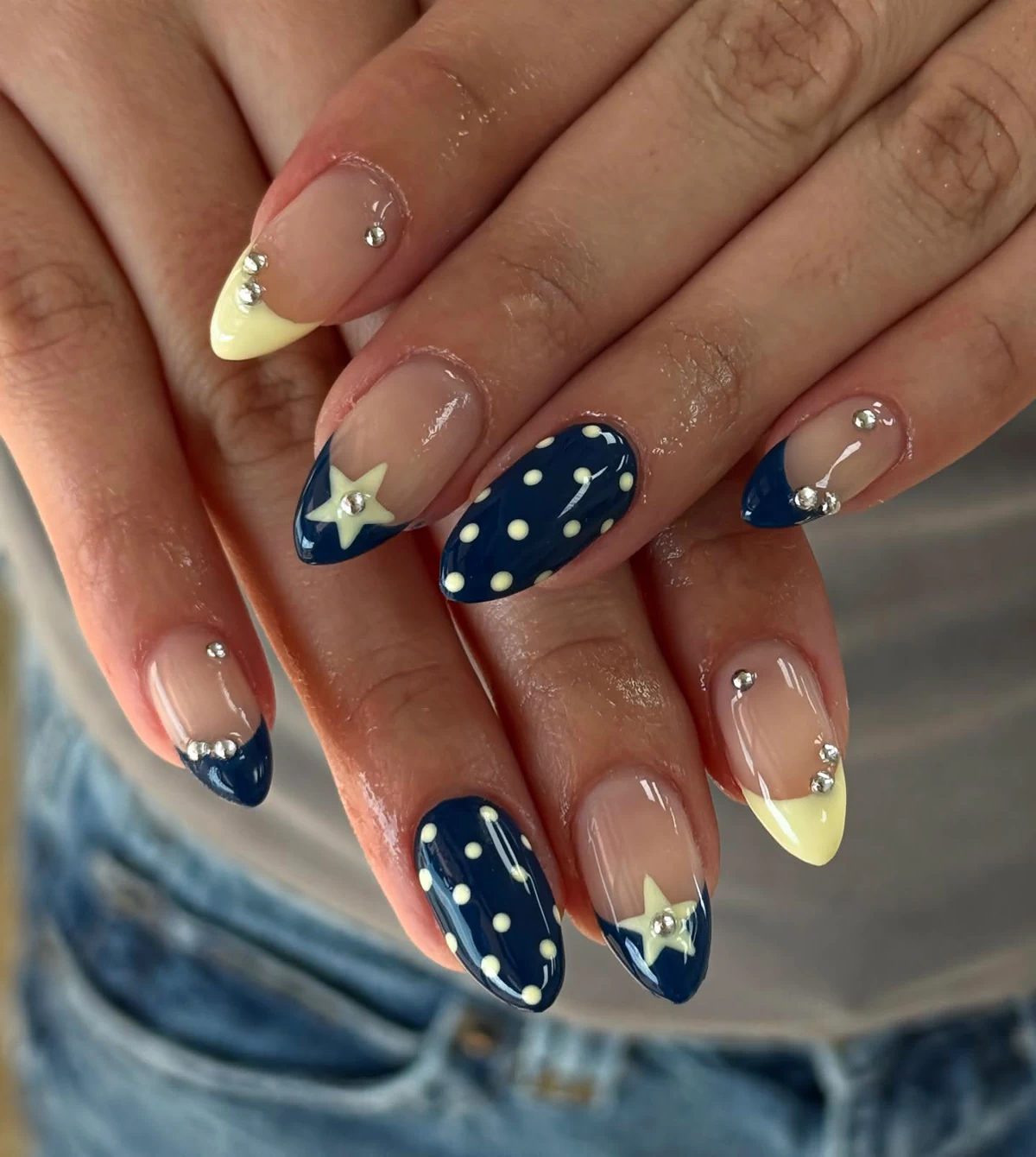 polka dot nails20 Polka Dot Nail Ideas