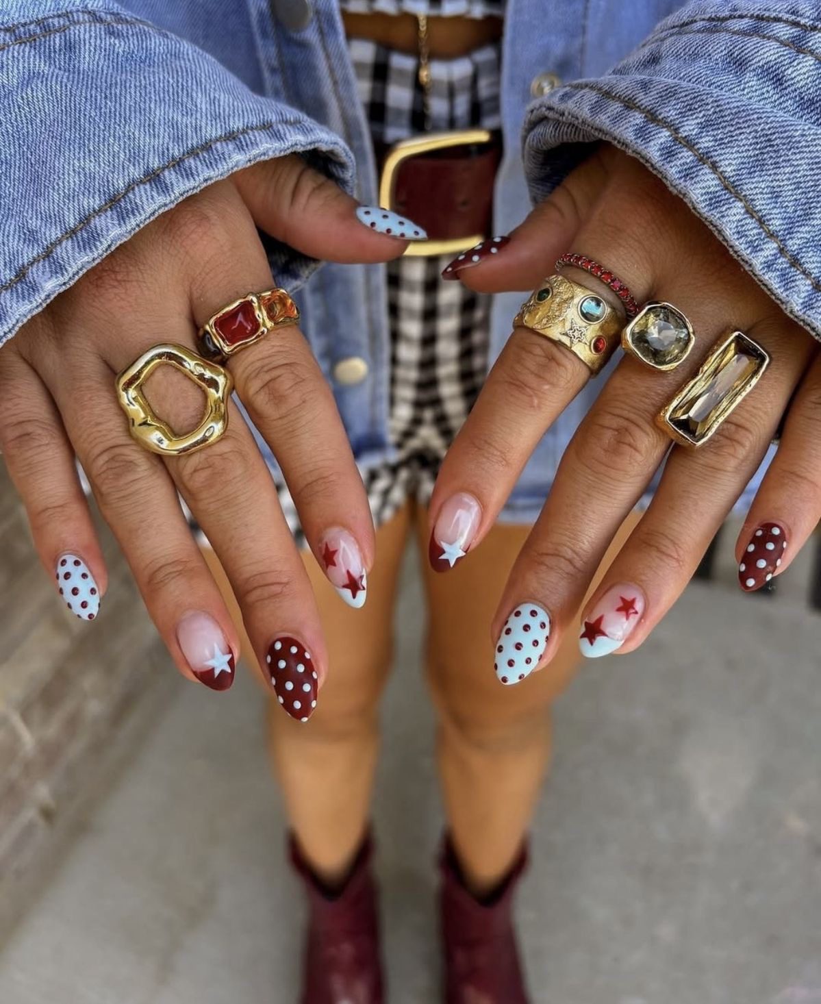 polka dot nails25 Polka Dot Nail Ideas