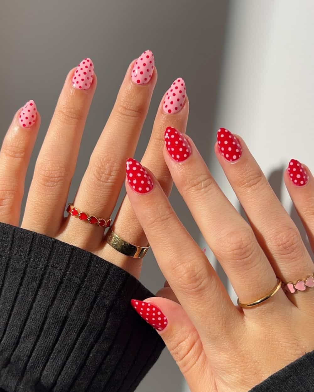 polka dot nails28 Polka Dot Nail Ideas