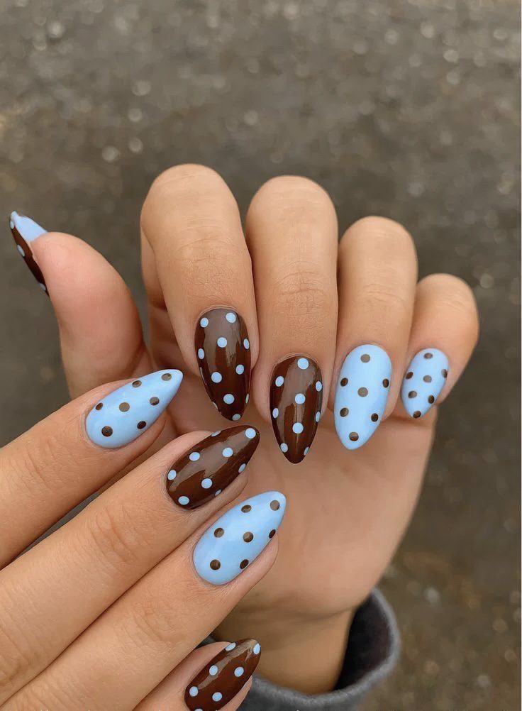 polka dot nails4 Polka Dot Nail Ideas