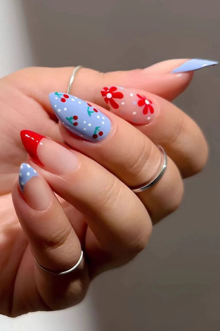 polka dot nails5 Polka Dot Nail Ideas