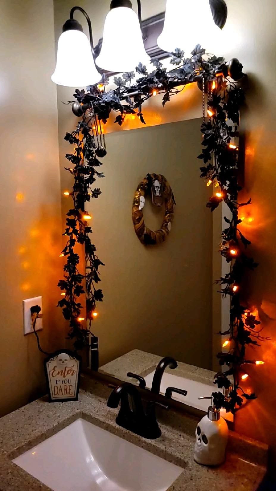spooky bathroom ideas7 Spooky Bathroom Ideas