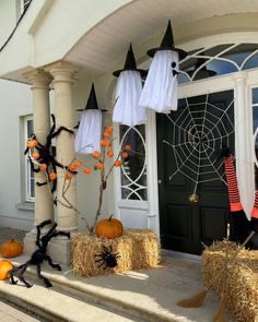 spooky front porch20 Spooky Front Porch Ideas