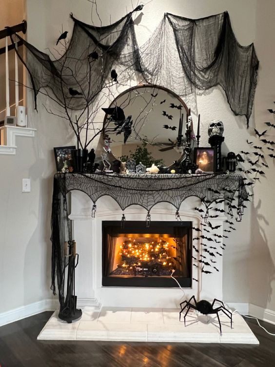 spooky mantel5 Spooky Mantel Decor Ideas