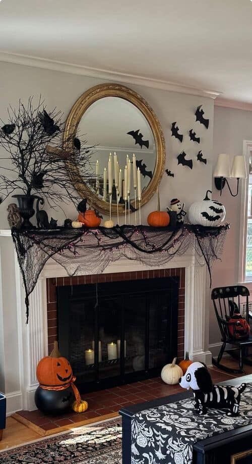 spooky mantel8 Spooky Mantel Decor Ideas