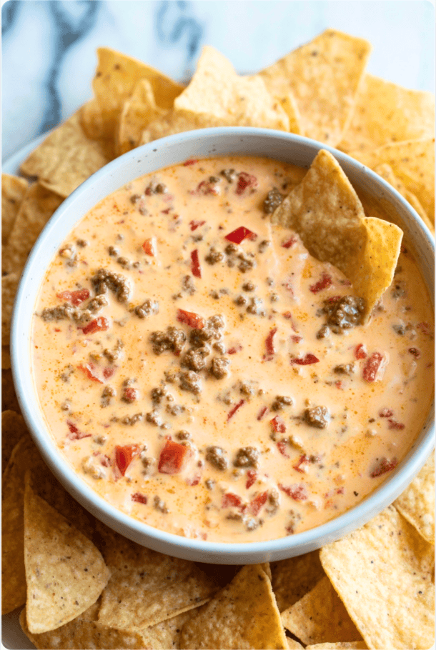 Creamy Beef Queso Dip2 7 Creamy Beef Queso Dip