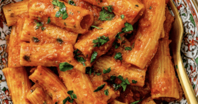 Creamy Tomato Garlic Rigatoni