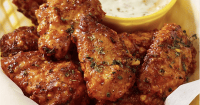 Crispy Buffalo Seitan Wings