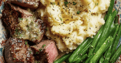 Garlic Butter Steak Bites with Mash