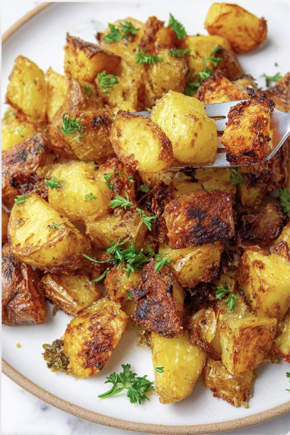 Garlic Parmesan Potatoes8 Garlic Parmesan Potatoes