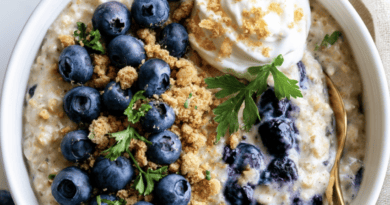 Blueberry Cheesecake Overnight Oats