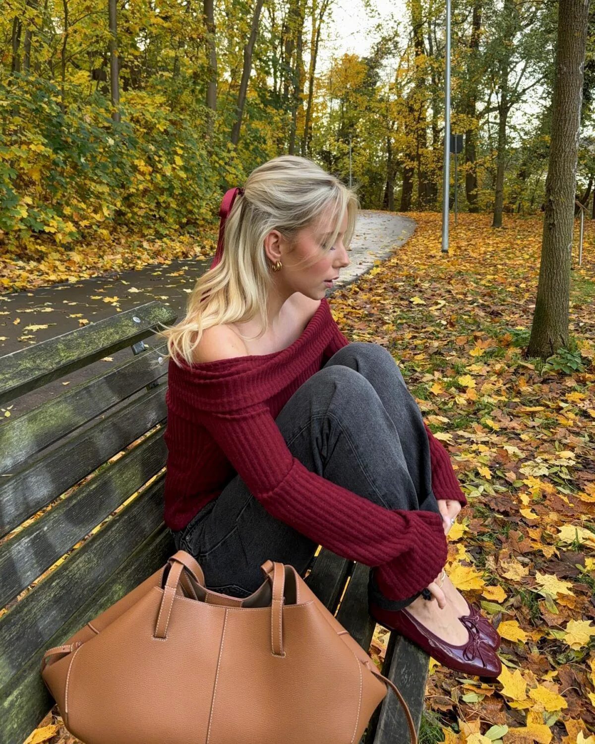burgudny outfit ideas21 Burgundy Looks