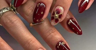 30 Elegant Burgundy Nail Ideas That Look So Expensive