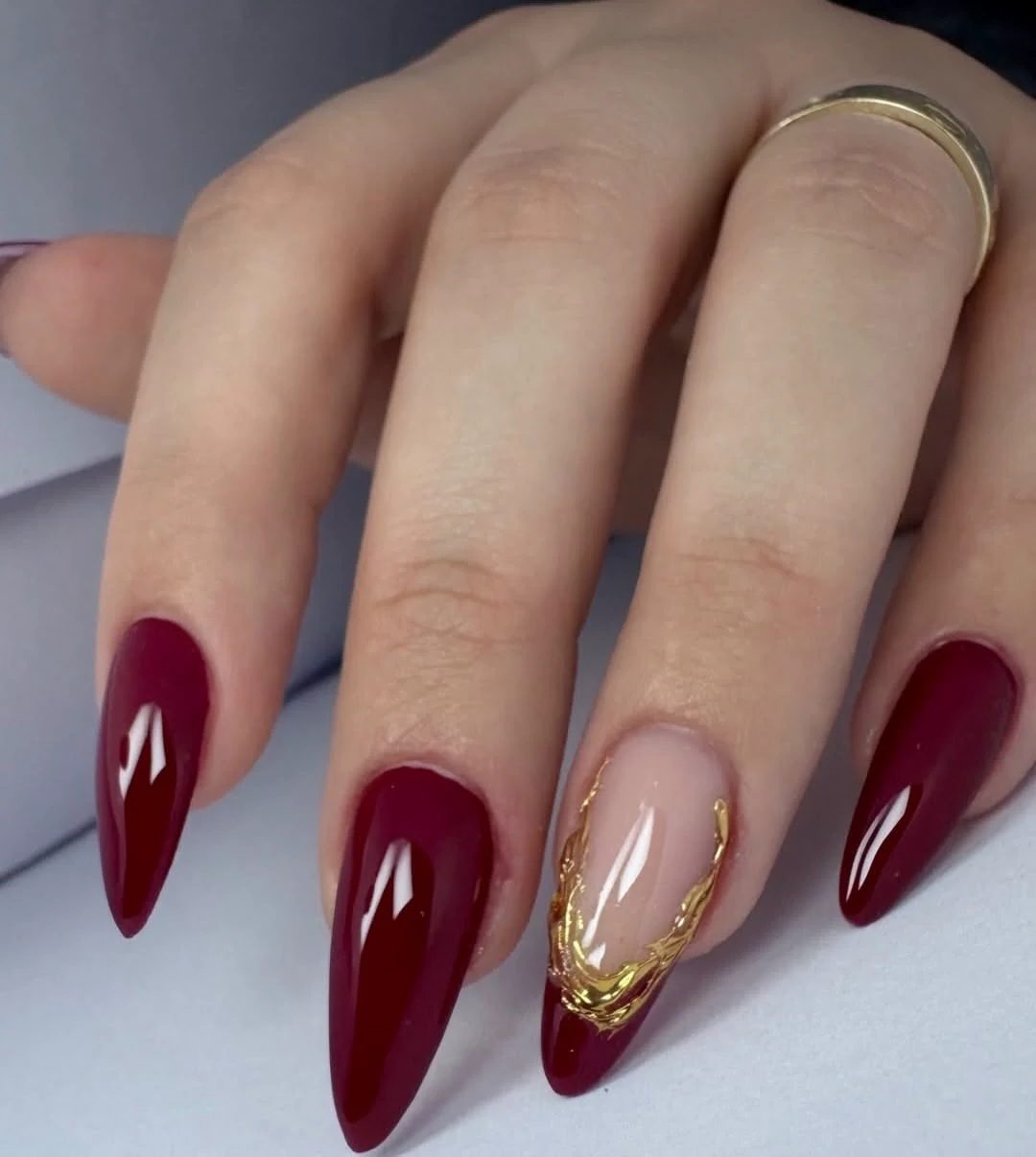 burgundy nails3 Burgundy Nail Ideas