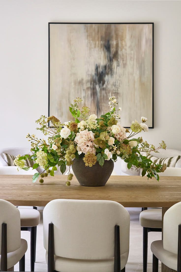 dining tabke centerpiece15 Dining Table Centerpieces