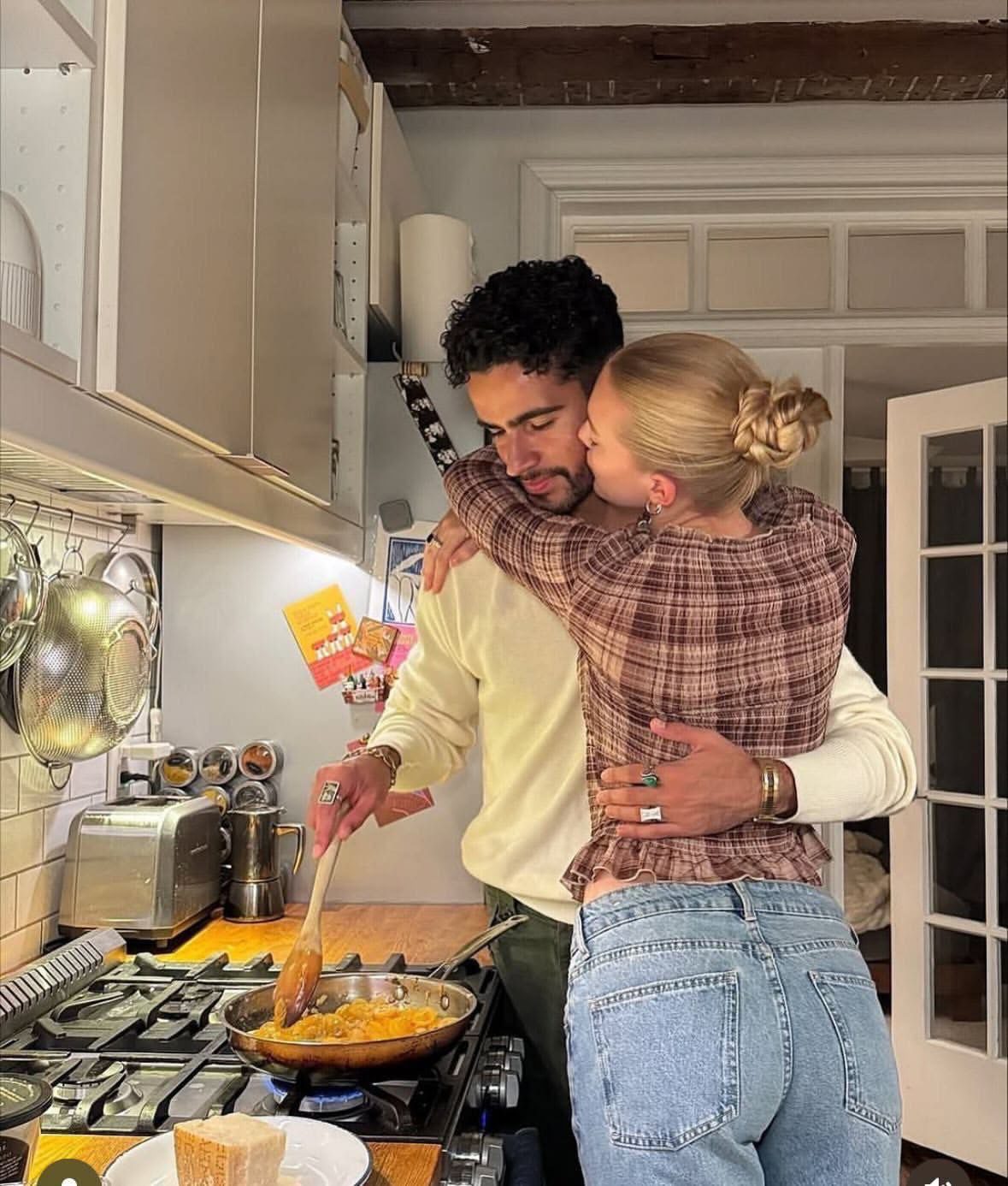 fall date ideas8 Fall Date Night Ideas