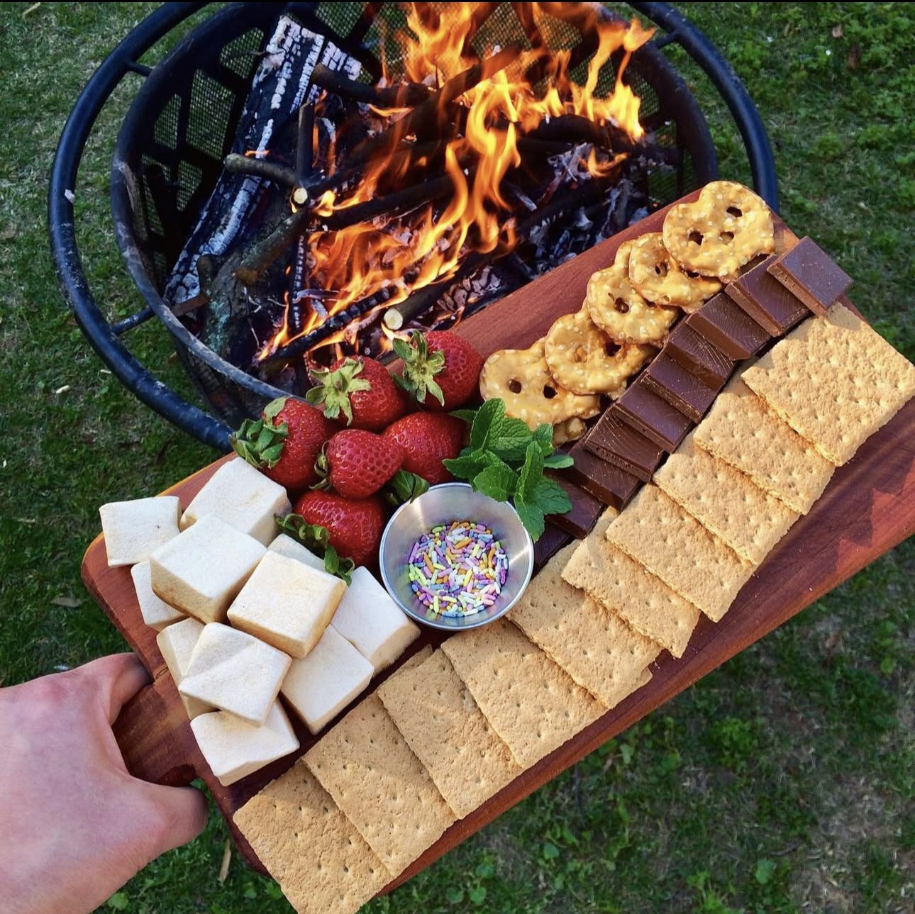 smores charcuterie boards4 S’mores Charcuterie Boards