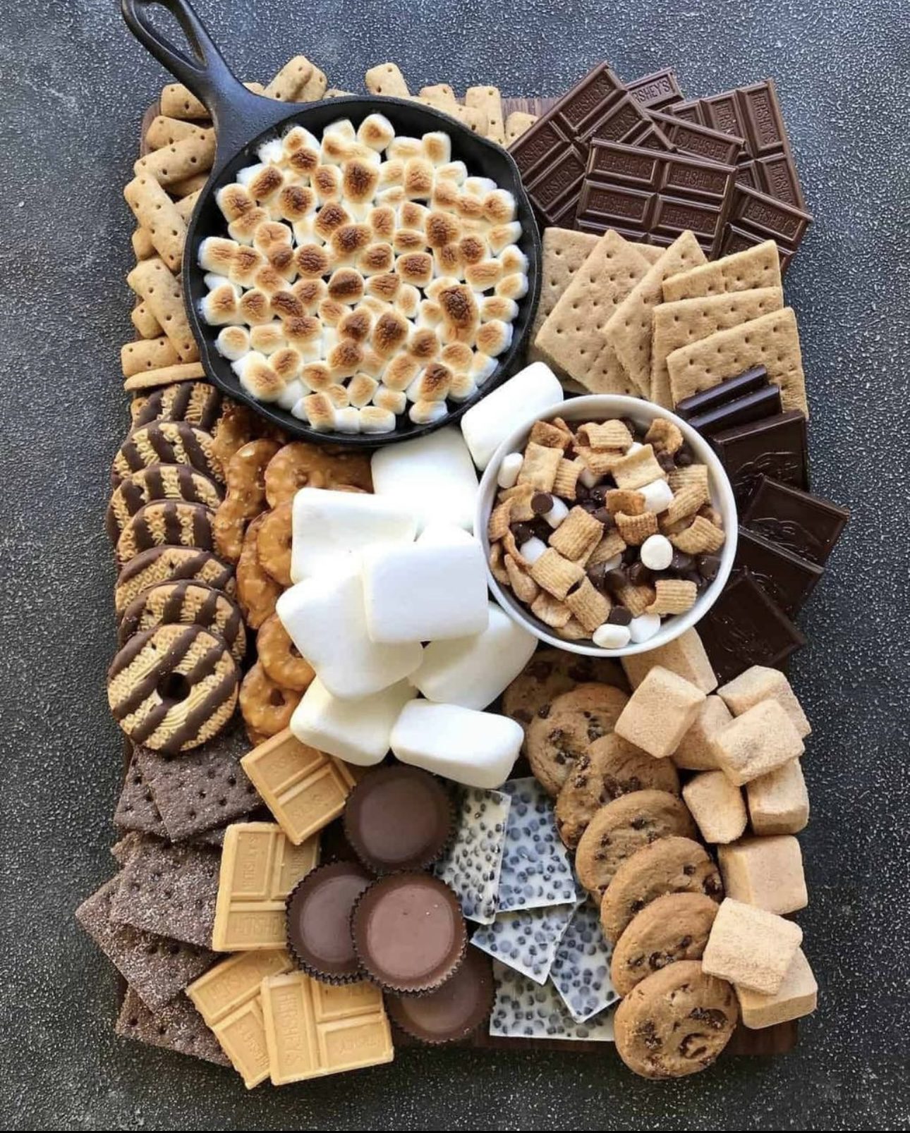 smores charcuterie boards7 S’mores Charcuterie Boards
