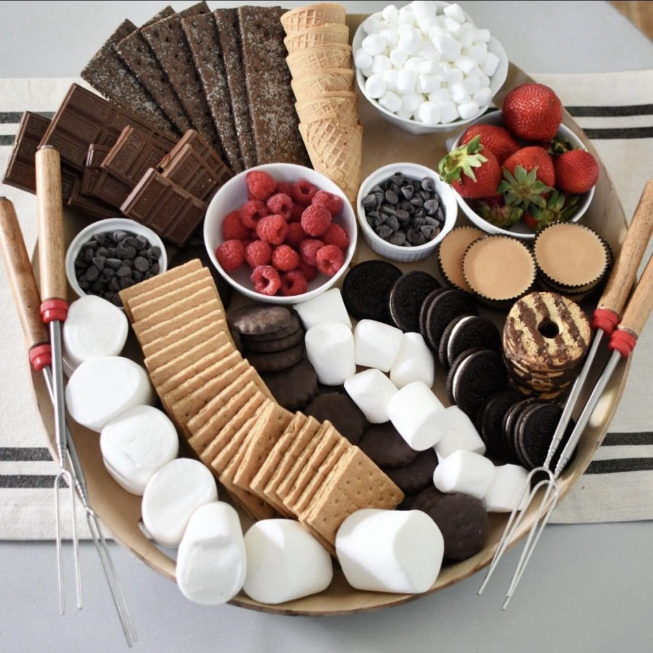 smores charcuterie boards9 S’mores Charcuterie Boards