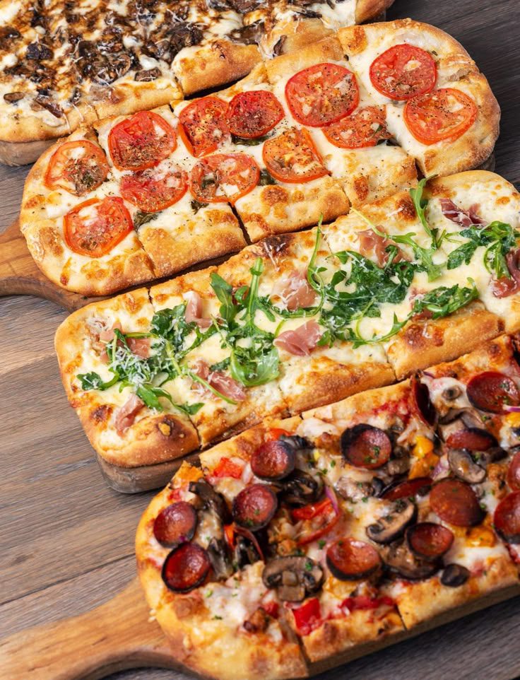 493707177912355830 Christmas Movie Night Ideas