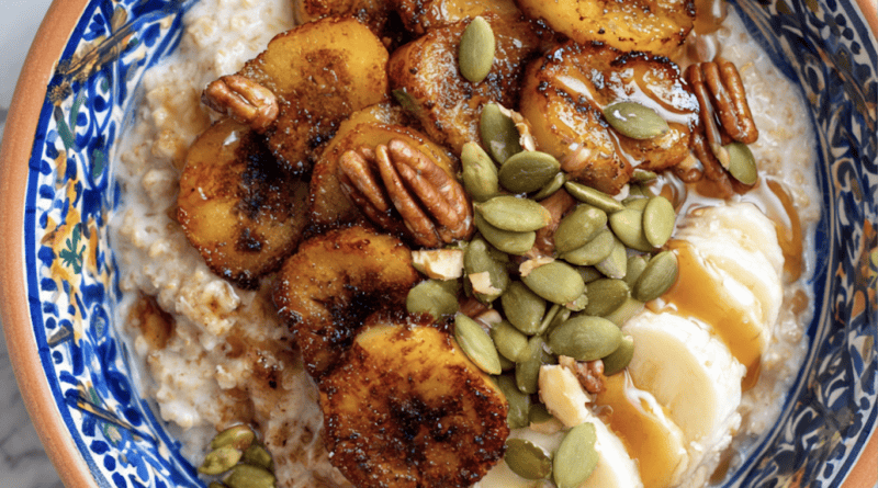 Pumpkin Oatmeal with Caramelized Banana