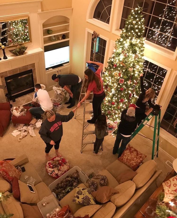 christmas family traditions5 Christmas Family Traditions