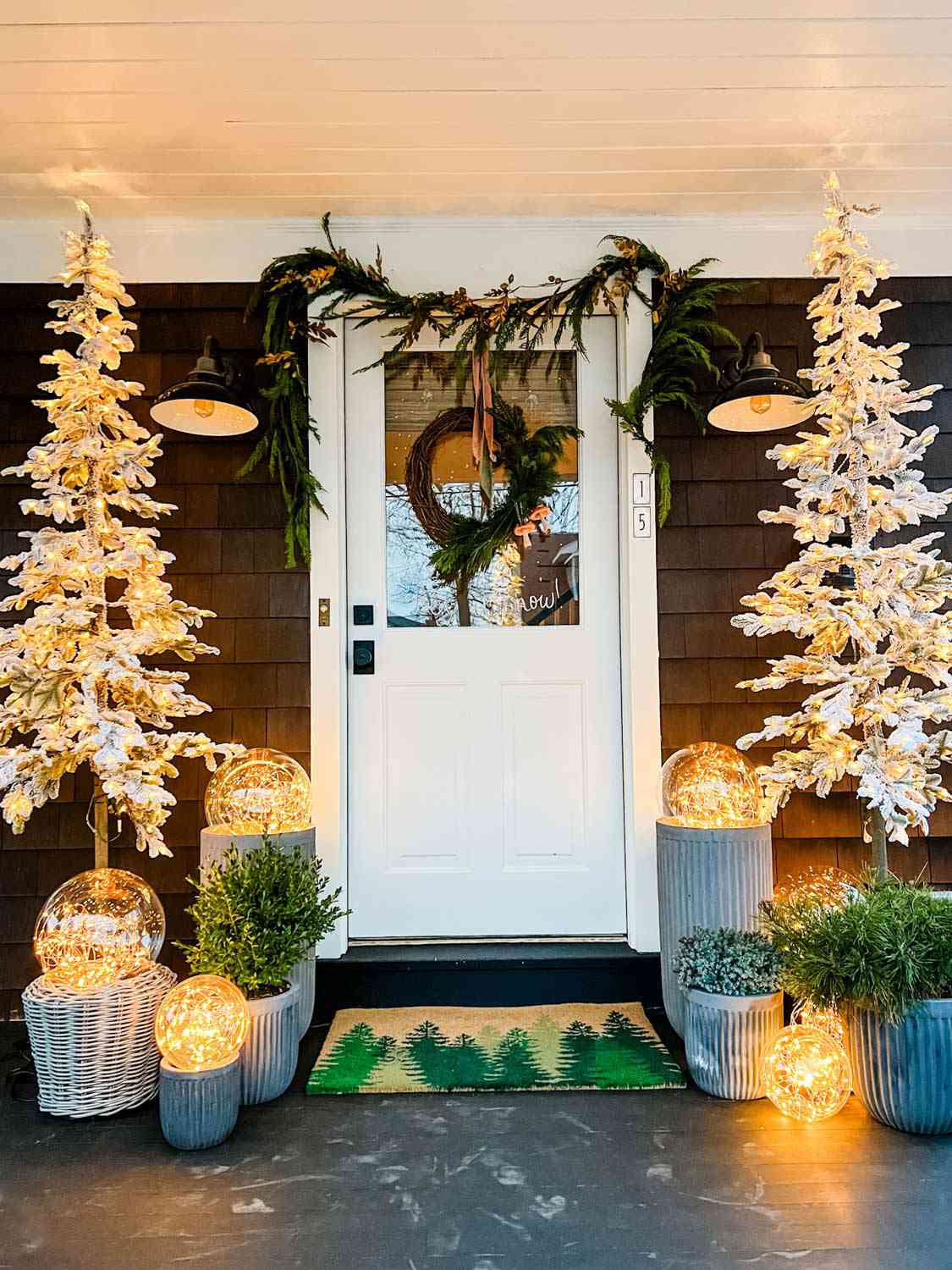 christmas outdor light display6 Christmas Outdoor Display Ideas