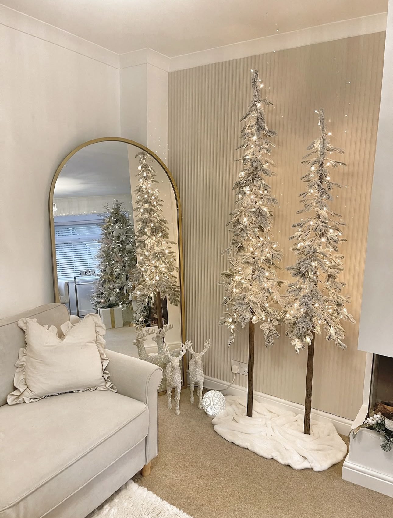 30 White Christmas Decor Ideas for a Winter Wonderland 71 30 White Christmas Decor Ideas for a Winter Wonderland white christmas decor13 White Christmas Decor Ideas