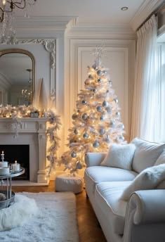 30 White Christmas Decor Ideas for a Winter Wonderland 85 30 White Christmas Decor Ideas for a Winter Wonderland white christmas decor27 White Christmas Decor Ideas