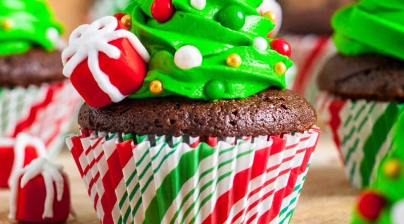 Christmas Tree Cupcakes 1 Christmas Cupcakes