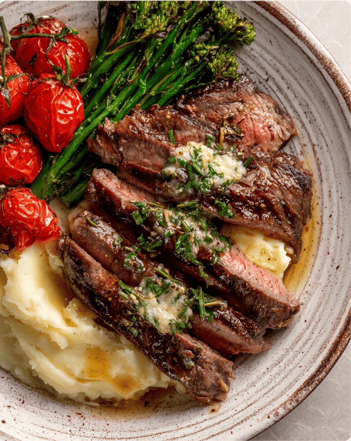 Garlic Herb Steak with Mash3 Garlic Herb Steak with Mash