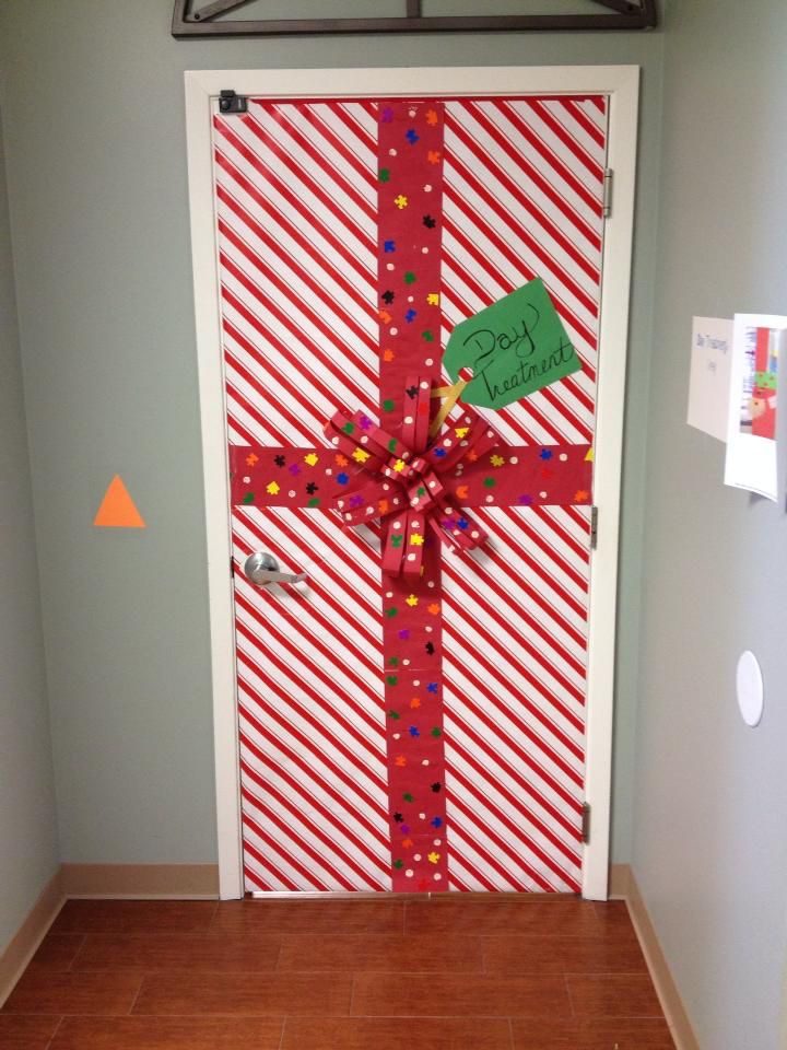 IMG 1742 Christmas Classroom Door Ideas