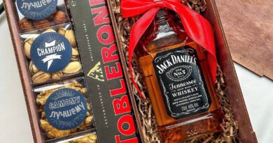 30 Thoughful Christmas Gift Basket Ideas for Him