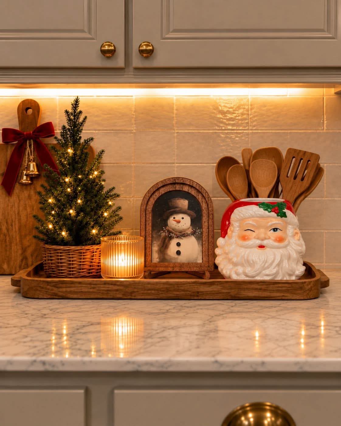 christmas kitchen counter decor4 Christmas Kitchen Counter Ideas