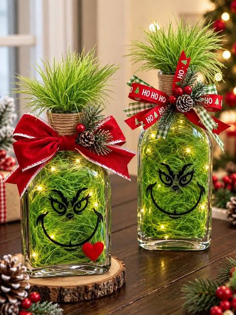 24 Easy DIY Grinch Centerpieces for a Whoville-Inspired Christmas 68 24 Easy DIY Grinch Centerpieces for a Whoville-Inspired Christmas grinch centerpieces18 DIY Grinch Centerpieces